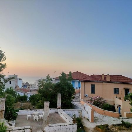 Οικογένειακο Διαμέρισμα Με Θέα 2 Chania  Exterior foto