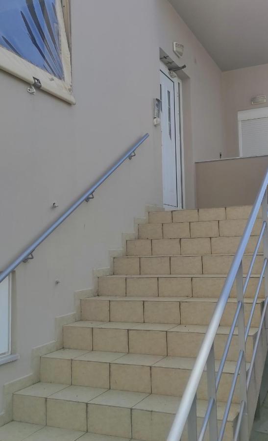 Οικογένειακο Διαμέρισμα Με Θέα 2 Chania  Exterior foto